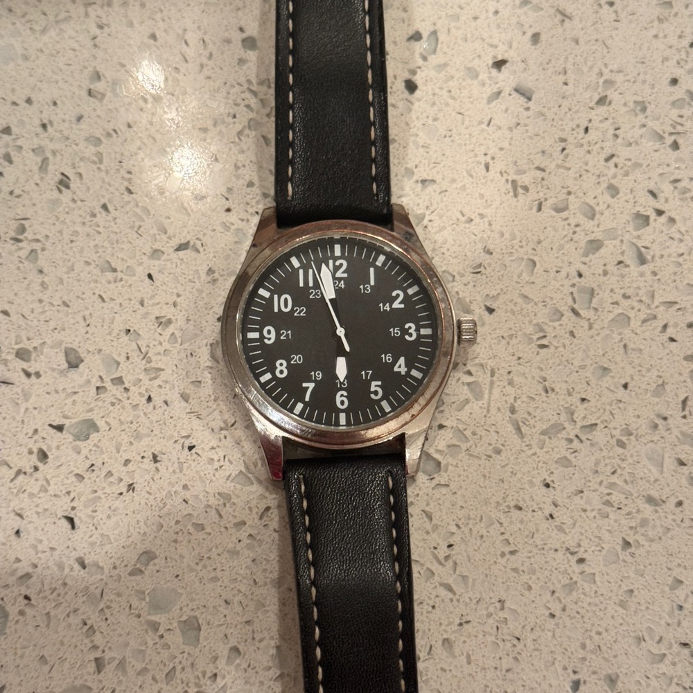 Men’s TCK Watch Black Leather SR626SW